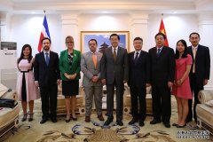 陈钢副局长会见哥斯达黎加外贸部长莫拉先生