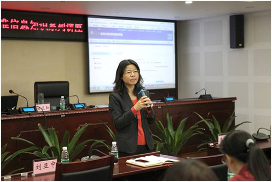 标准主导,数据先行 标准主导,数据先行