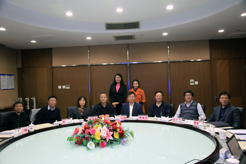 文莎、向宁2位博士后期满顺利出站